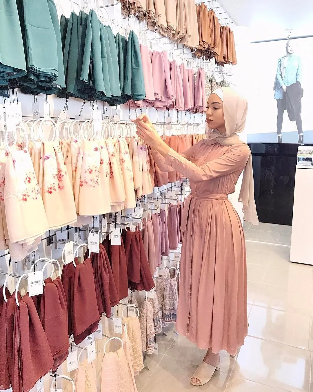 Hawa Moslem Store: Ketenangan dalam Setiap Hijab di Cilacap